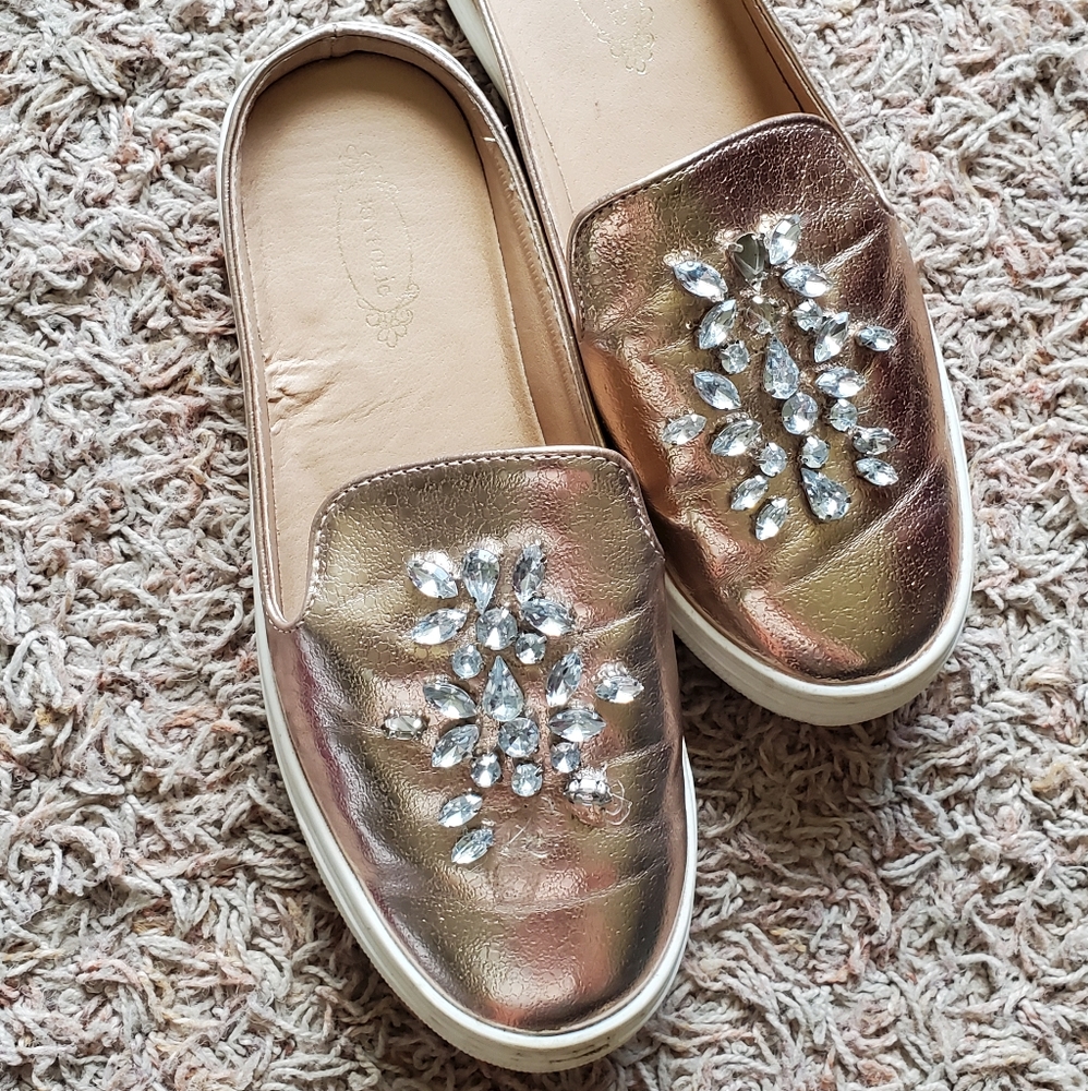 Joyfolie sneaker slides